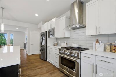 8328 138th Ln SE , Newcastle, WA 98059 - Photo 14