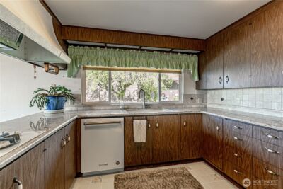 8926 51st Street W, University Place, WA 98467 - Photo 16