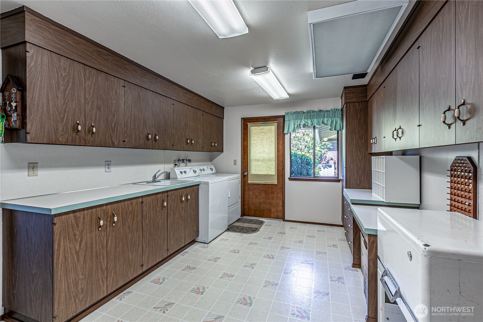 8926 51st Street W, University Place, WA 98467
