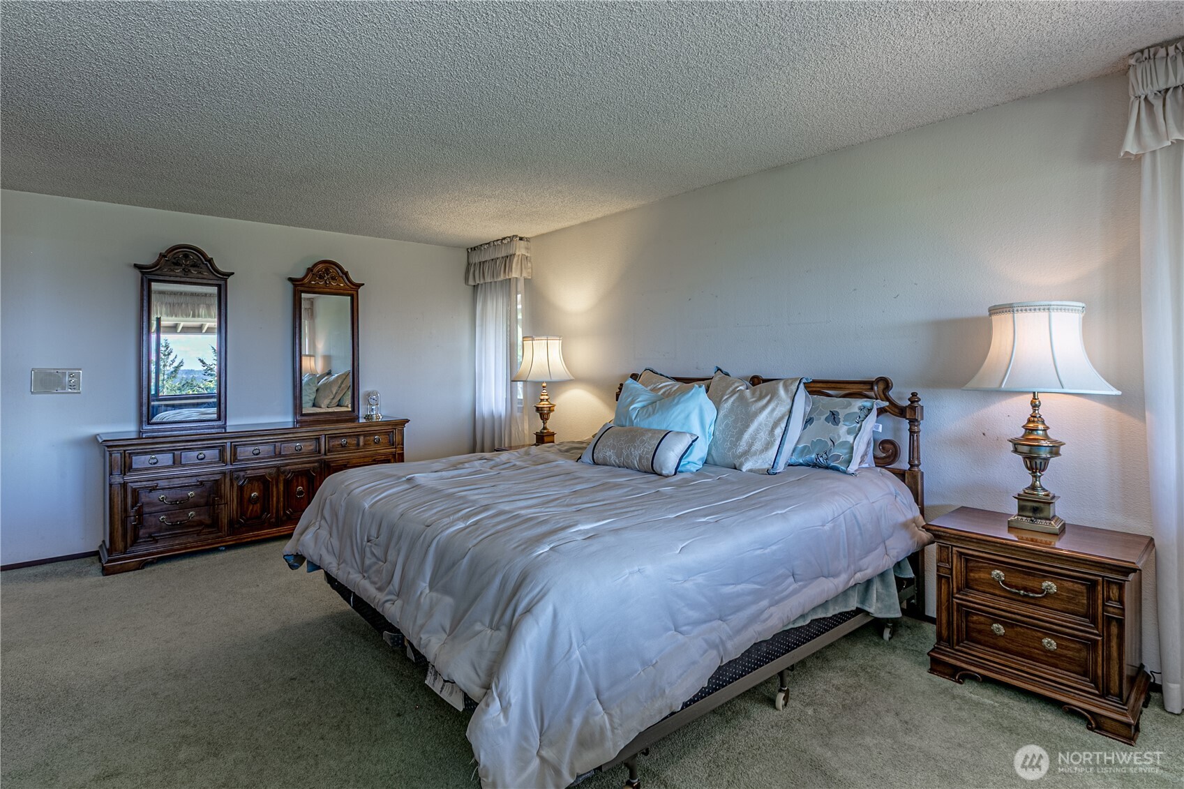 8926 51st Street W, University Place, WA 98467