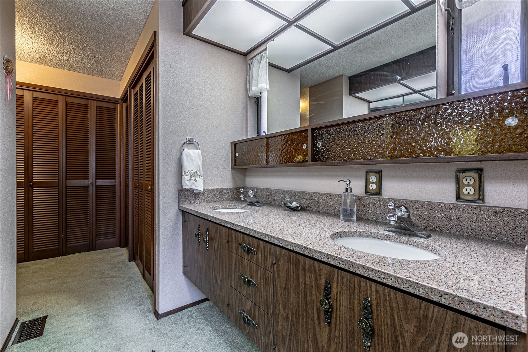 8926 51st Street W, University Place, WA 98467