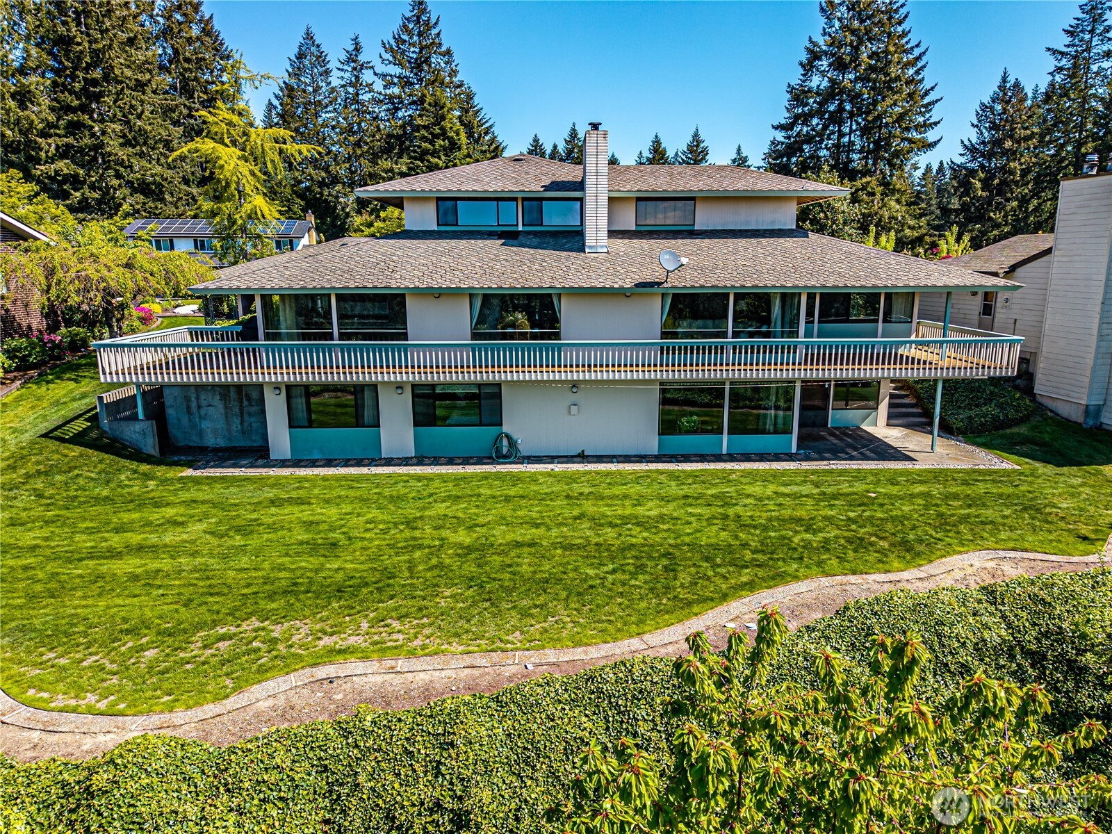 8926 51st Street W, University Place, WA 98467
