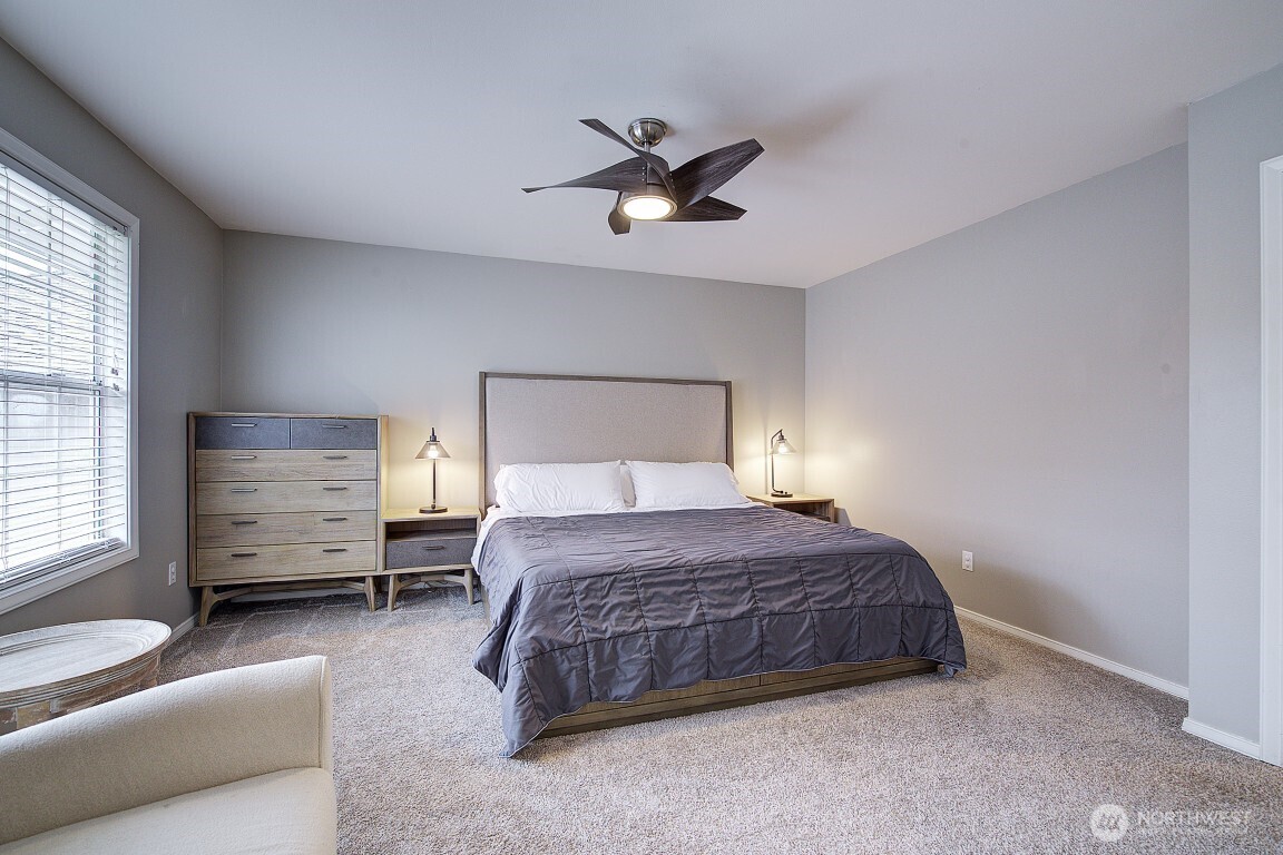 7917 119th Court SE, Newcastle, WA 98056