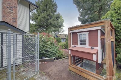 7917 119th Court SE, Newcastle, WA 98056 - Photo 36
