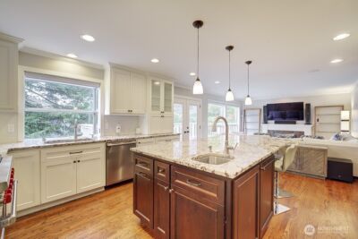 7917 119th Court SE, Newcastle, WA 98056 - Photo 10