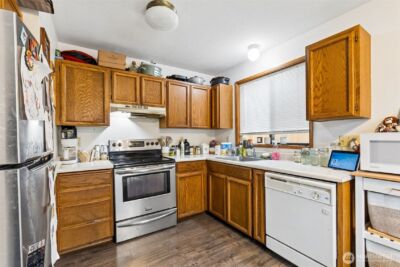 15215 Larch Way , Lynnwood, WA 98087 - Photo 13