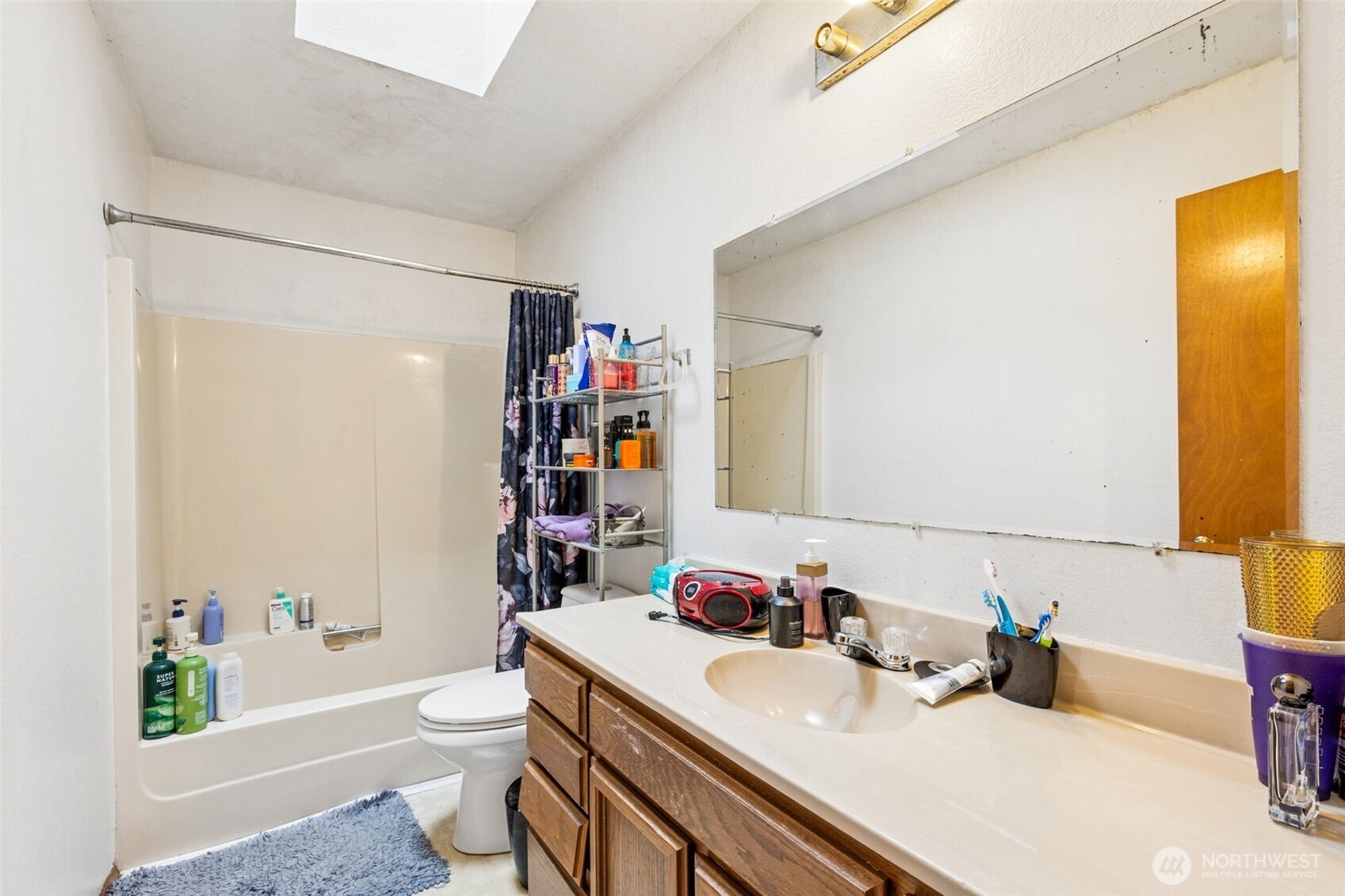 15215 Larch Way , Lynnwood, WA 98087
