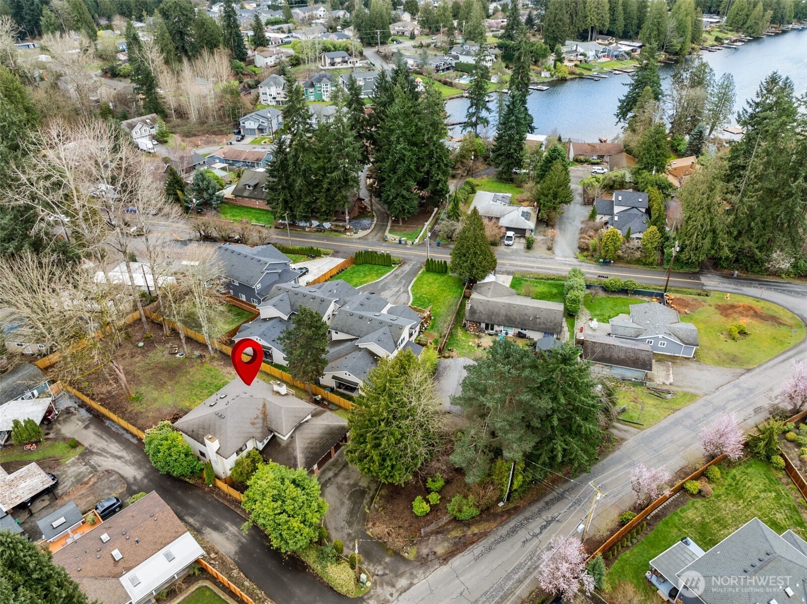 15215 Larch Way , Lynnwood, WA 98087