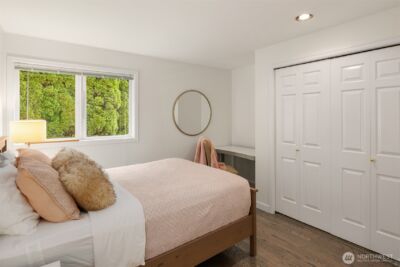 10330 NE 151st Place , Bothell, WA 98011 - Photo 23