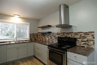 1523 S Mason Avenue , Tacoma, WA 98405 - Photo 11