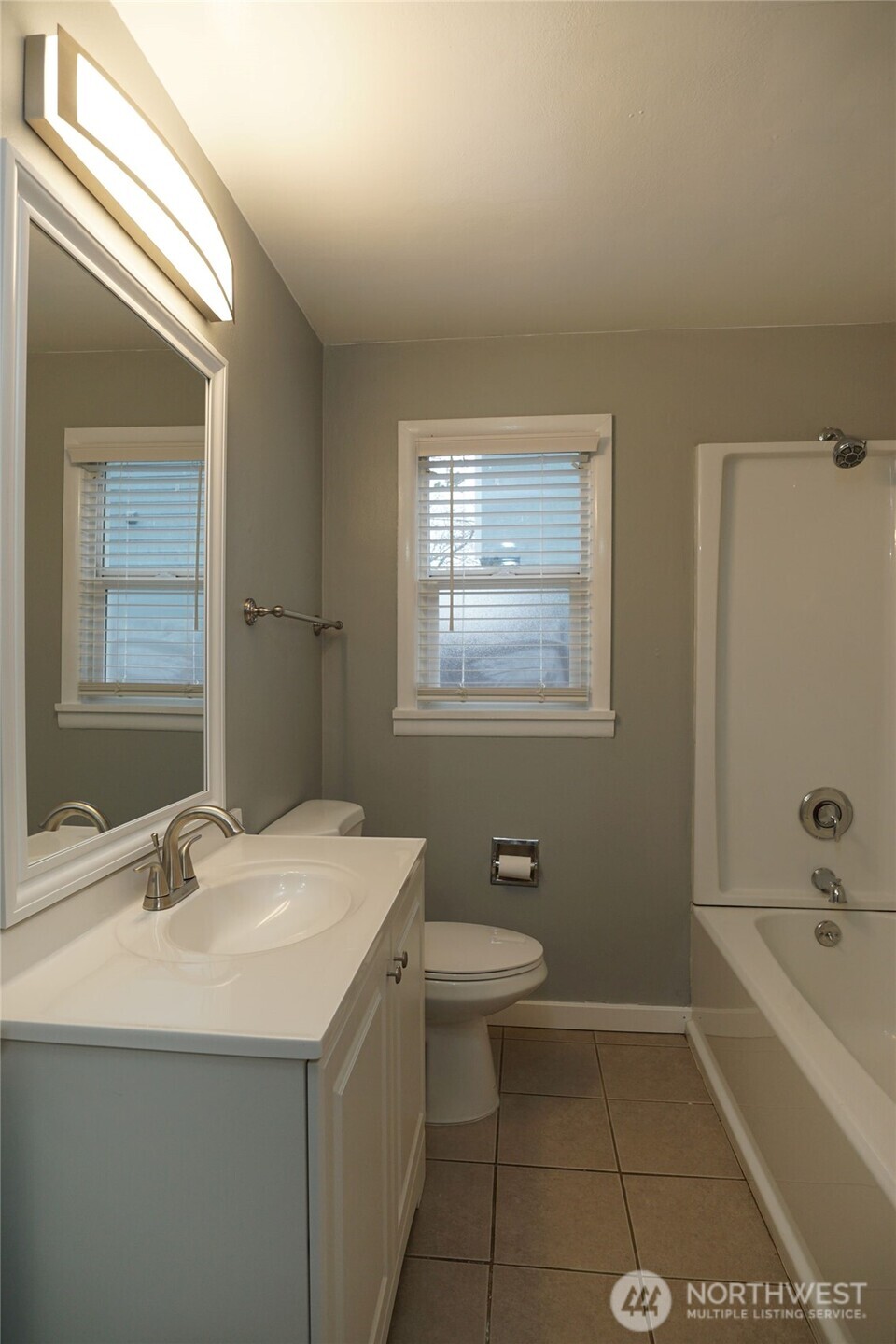 1523 S Mason Avenue , Tacoma, WA 98405