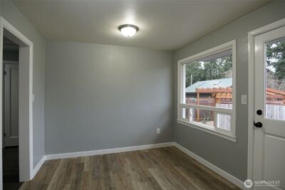 1523 S Mason Avenue , Tacoma, WA 98405 - Photo 5
