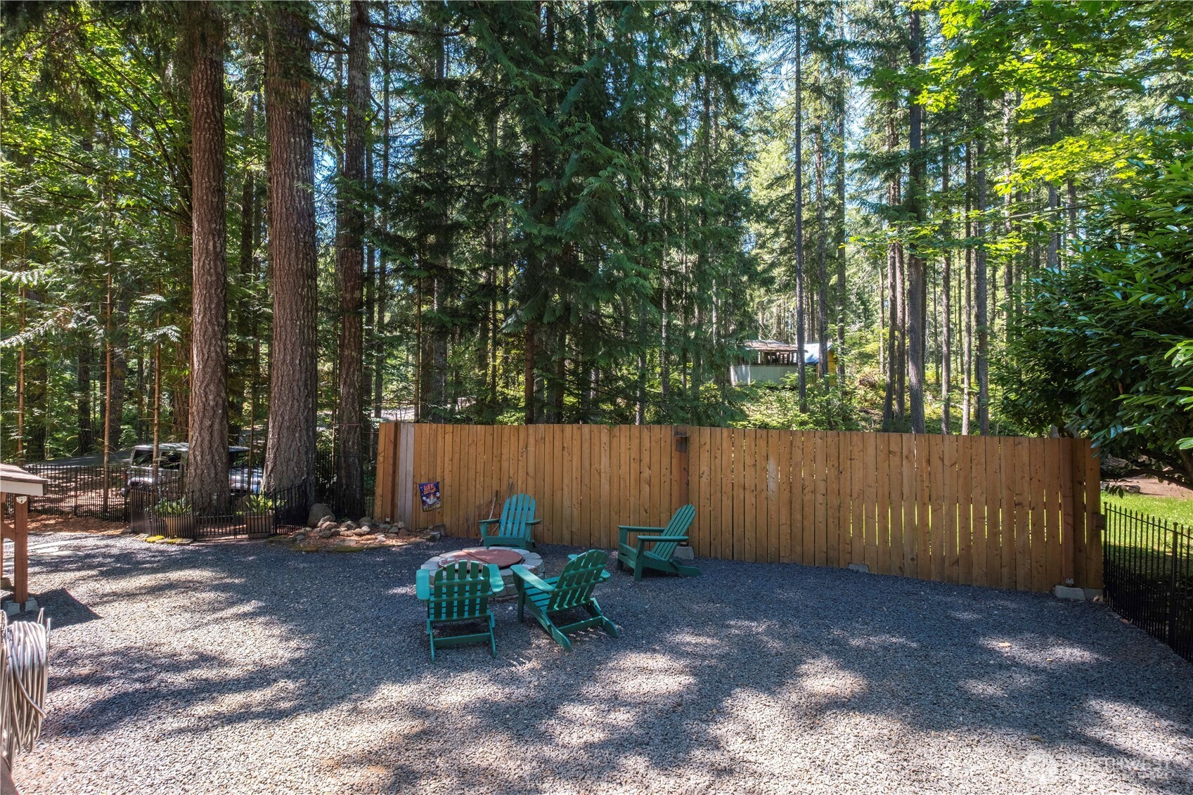 371 N Wynoochee Drive , Hoodsport, WA 98548