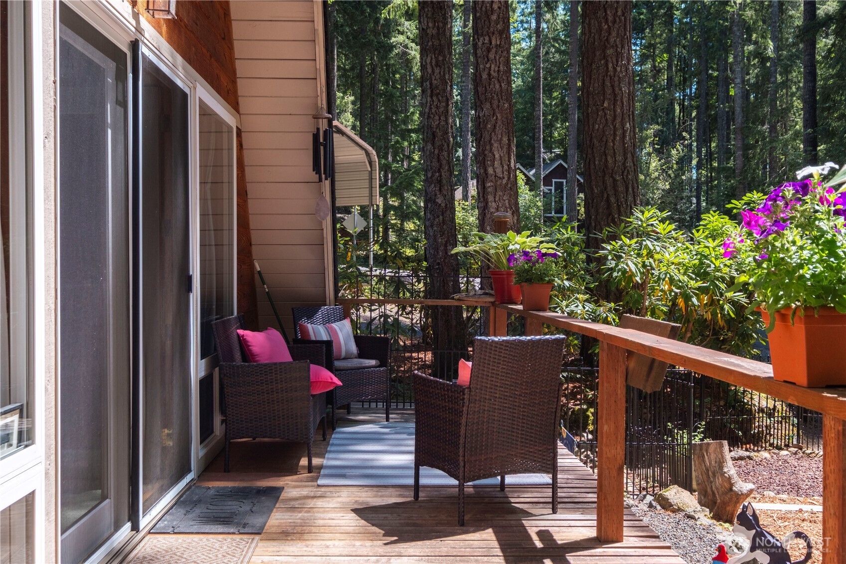 371 N Wynoochee Drive , Hoodsport, WA 98548