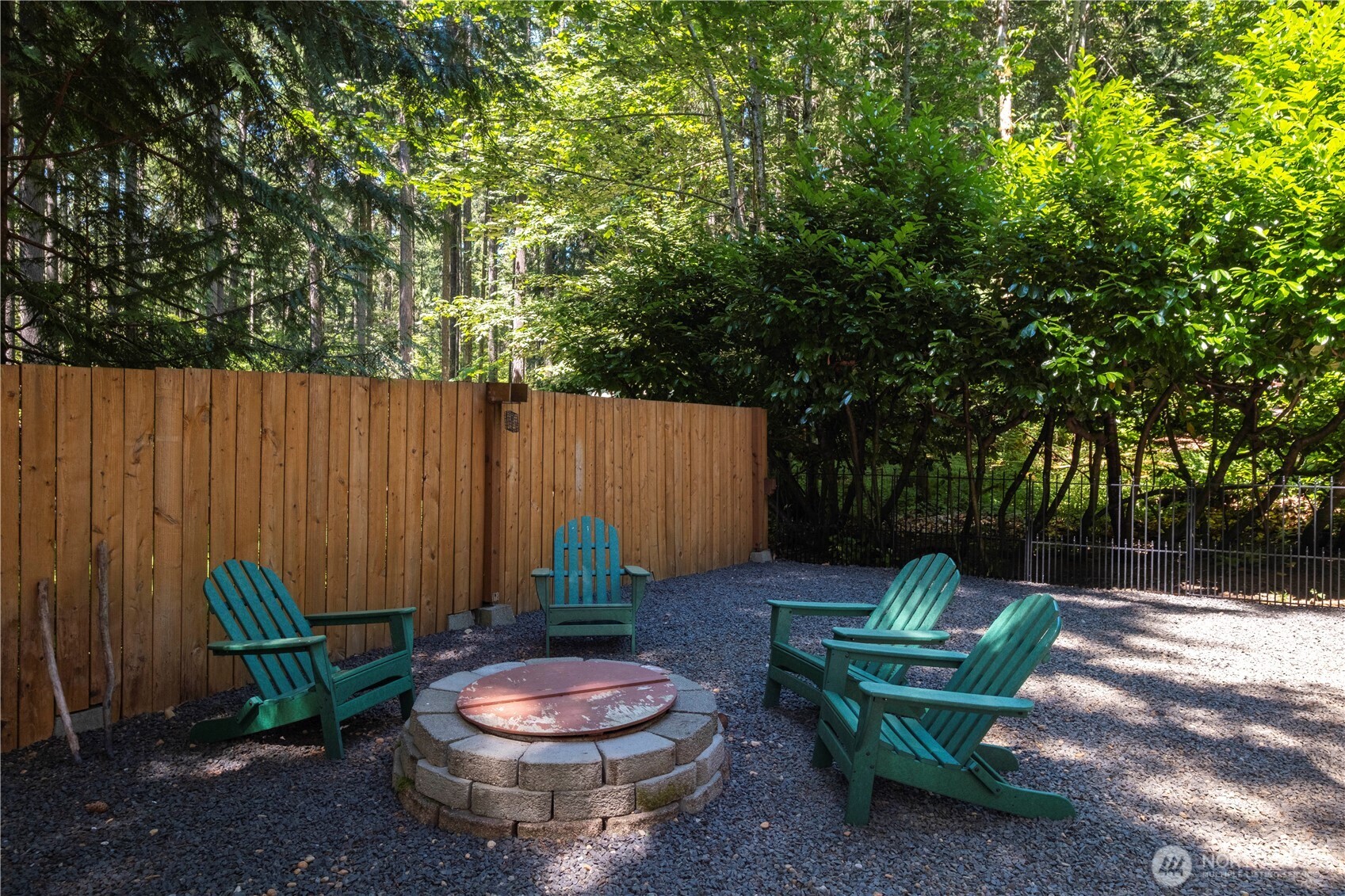 371 N Wynoochee Drive , Hoodsport, WA 98548