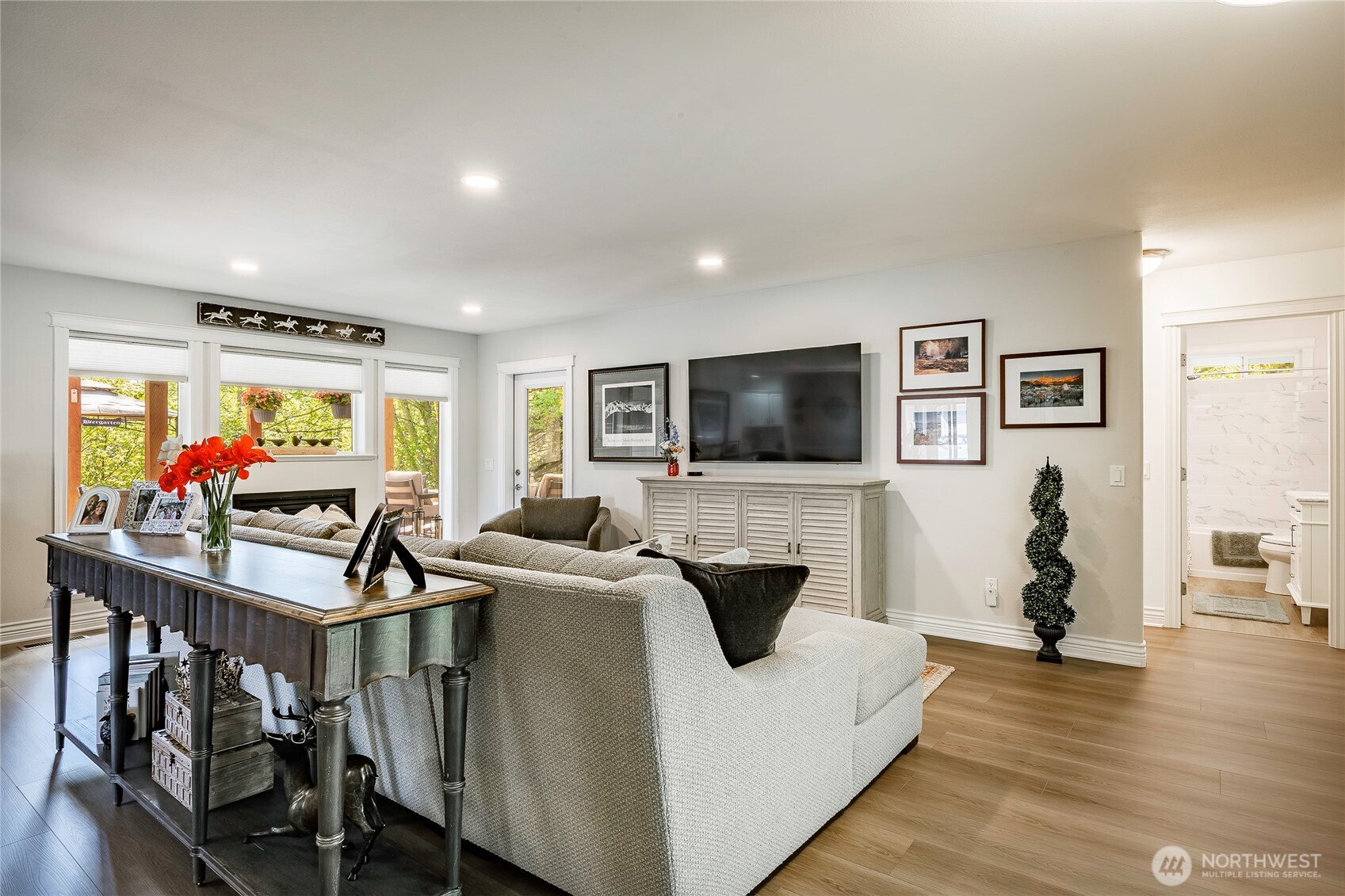 4003 Hoier , Blaine, WA 98230