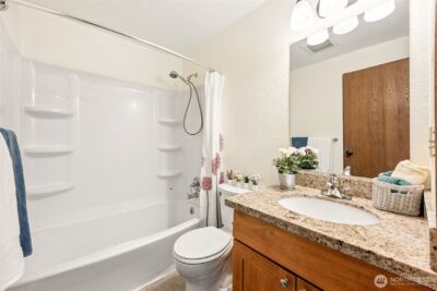 6107 204th Street SW #D2, Lynnwood, WA 98036 - Photo 10