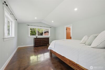 10630 NE 18th Street , Bellevue, WA 98004 - Photo 20