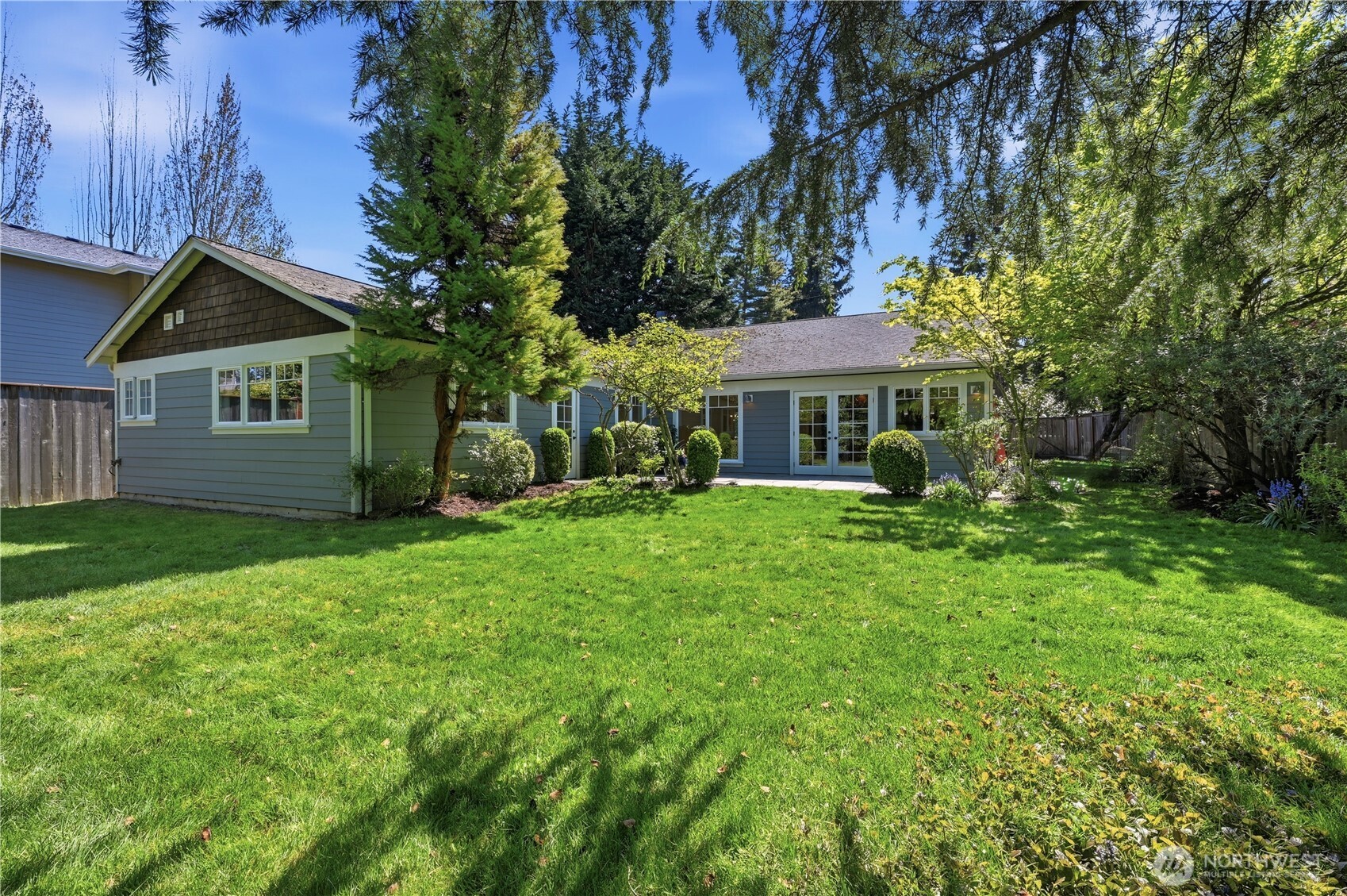 10630 NE 18th Street , Bellevue, WA 98004