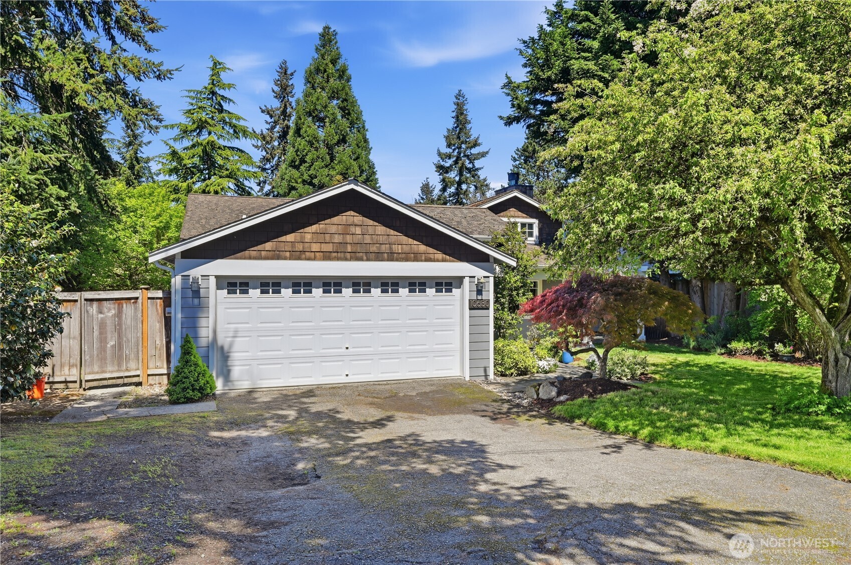 10630 NE 18th Street , Bellevue, WA 98004