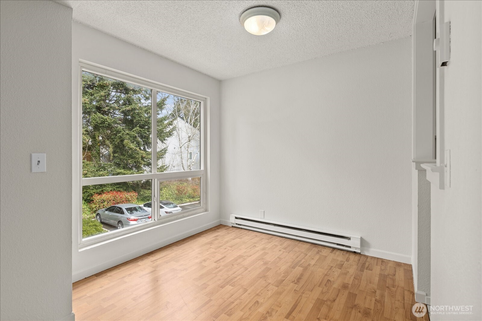 12631 NE 9th Place #C205, Bellevue, WA 98005