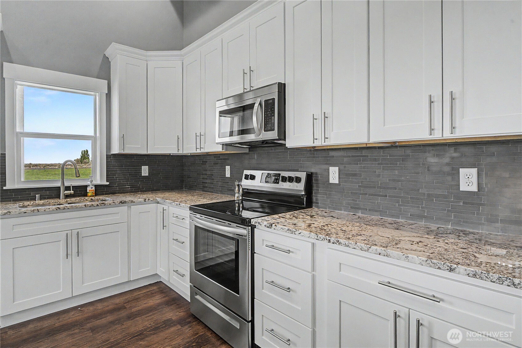 8091 SE Desert Sage Court , Othello, WA 99344-5502