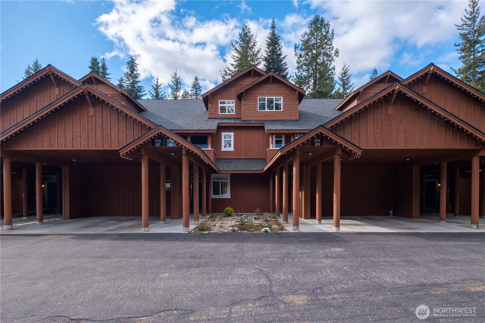20701 Club House Drive #108, Leavenworth, WA 98826