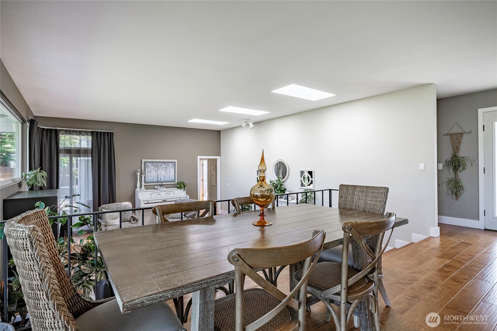 8105 Cowichan Road , Blaine, WA 98230