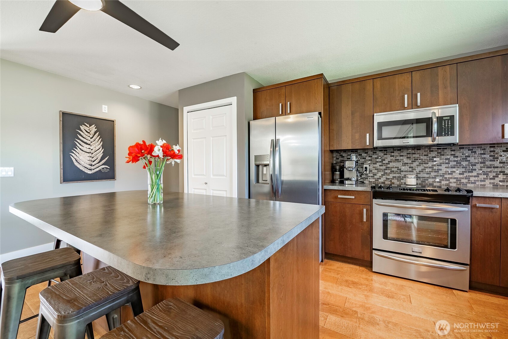 8105 Cowichan Road , Blaine, WA 98230
