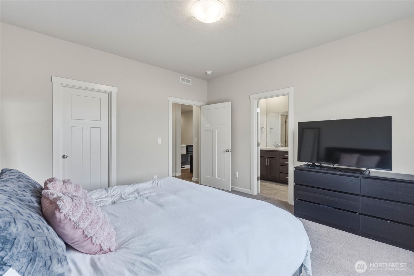 2041 Branch Creek Drive , Longview, WA 98632