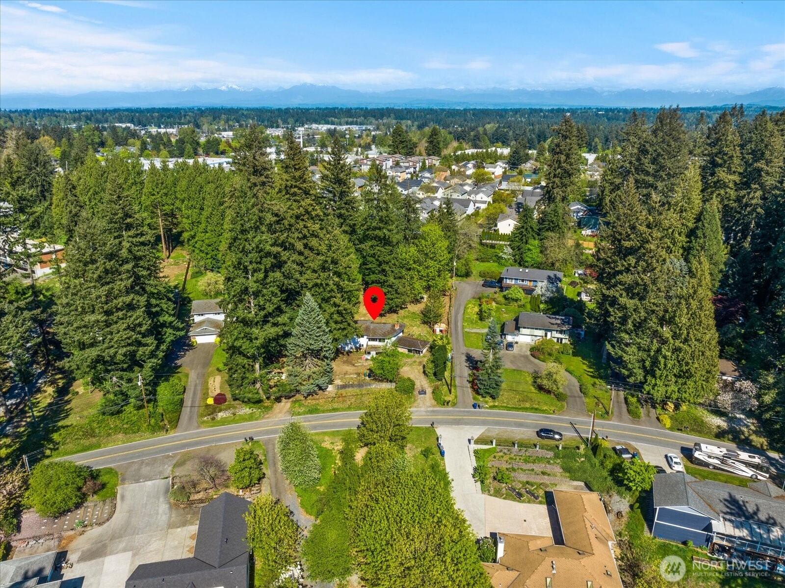 1307 N Lake Stickney Drive , Lynnwood, WA 98087-2026