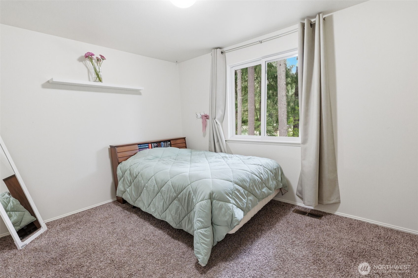 8613 Foster Grove Court NE, Bremerton, WA 98311-9269