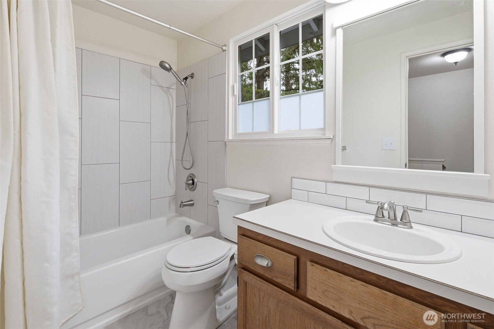 8613 Foster Grove Court NE, Bremerton, WA 98311-9269