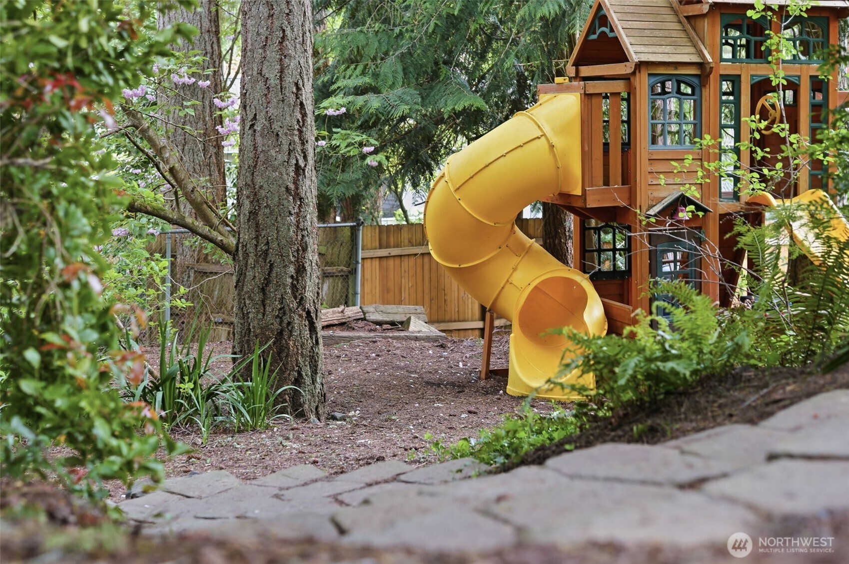 8613 Foster Grove Court NE, Bremerton, WA 98311-9269