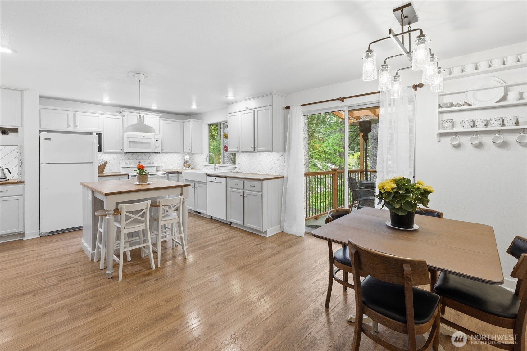 8613 Foster Grove Court NE, Bremerton, WA 98311-9269