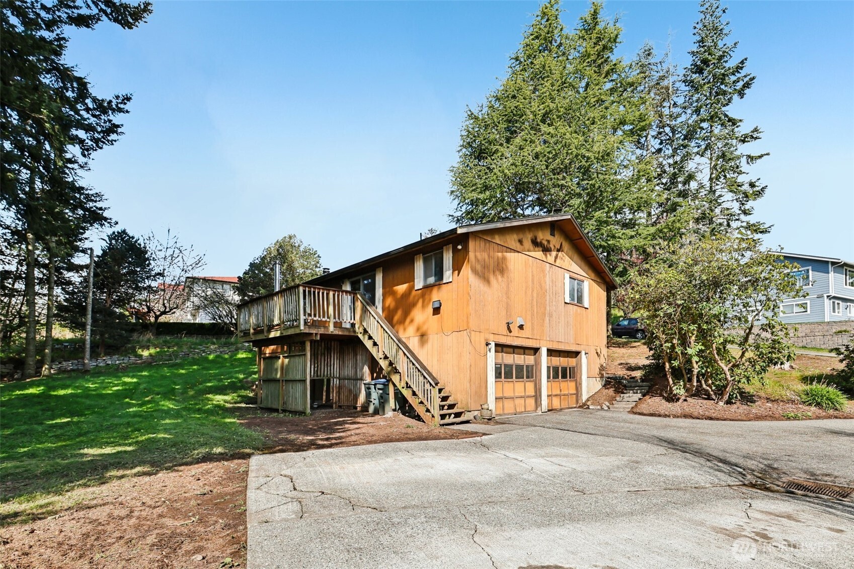 2421 Crestline St , Ferndale, WA 98248-9224