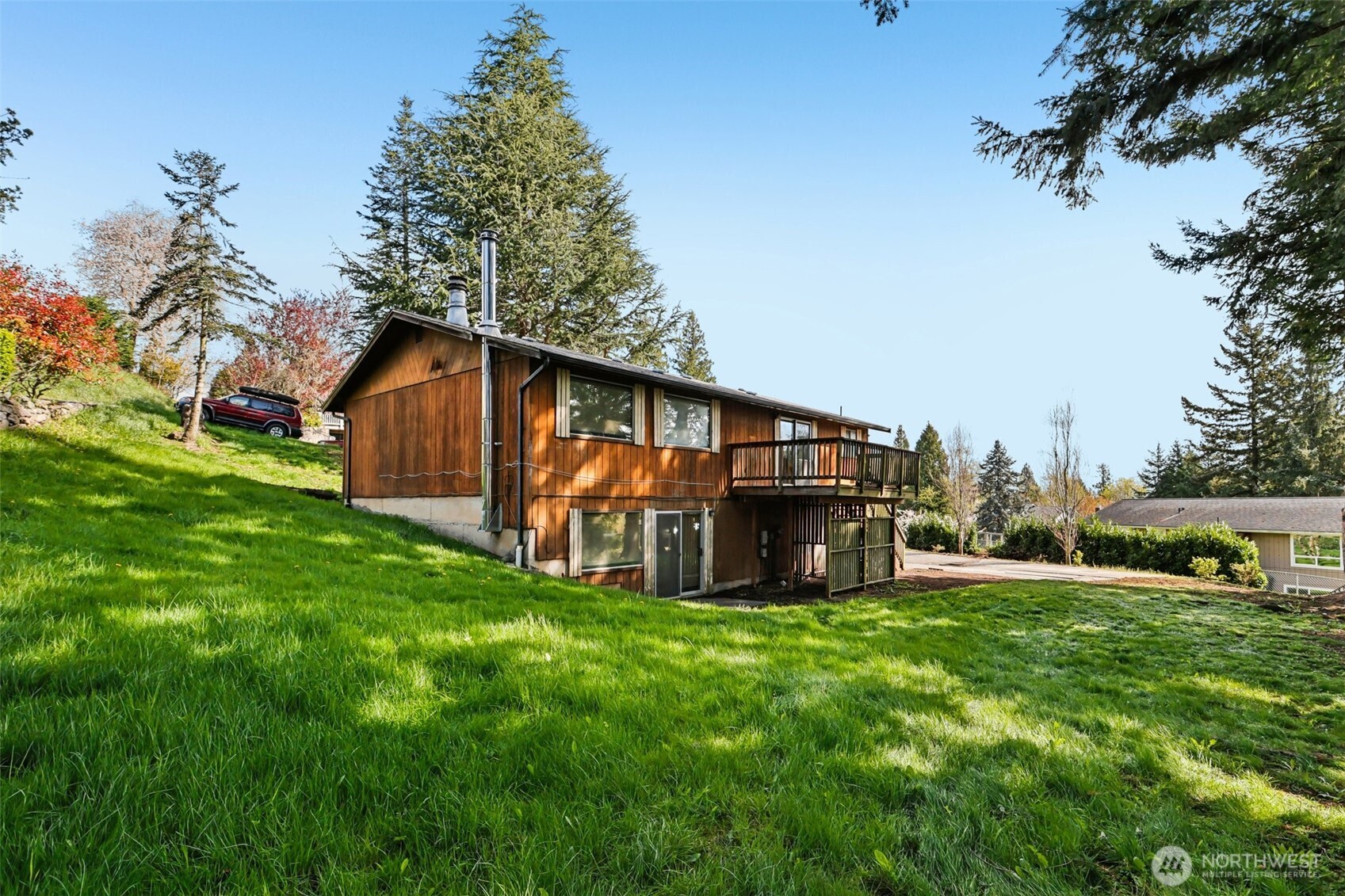 2421 Crestline St , Ferndale, WA 98248-9224
