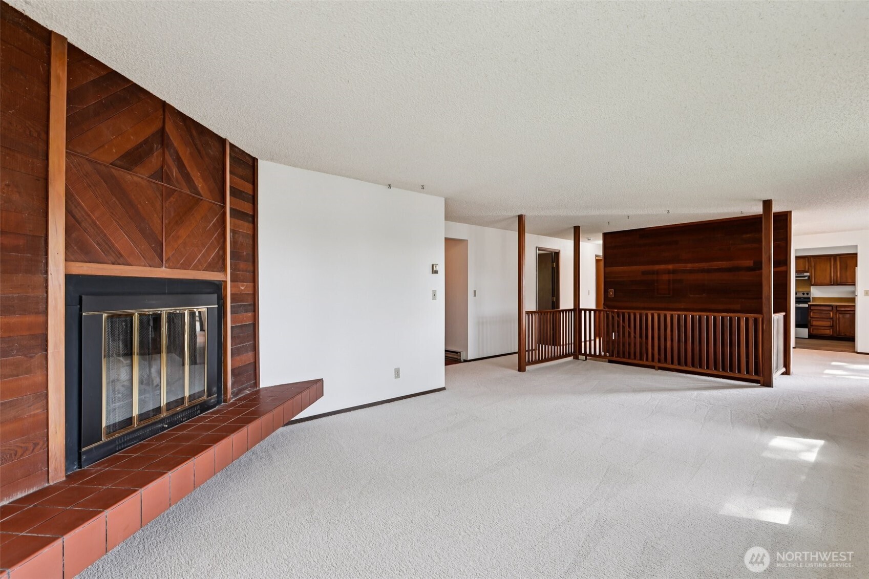2421 Crestline St , Ferndale, WA 98248-9224