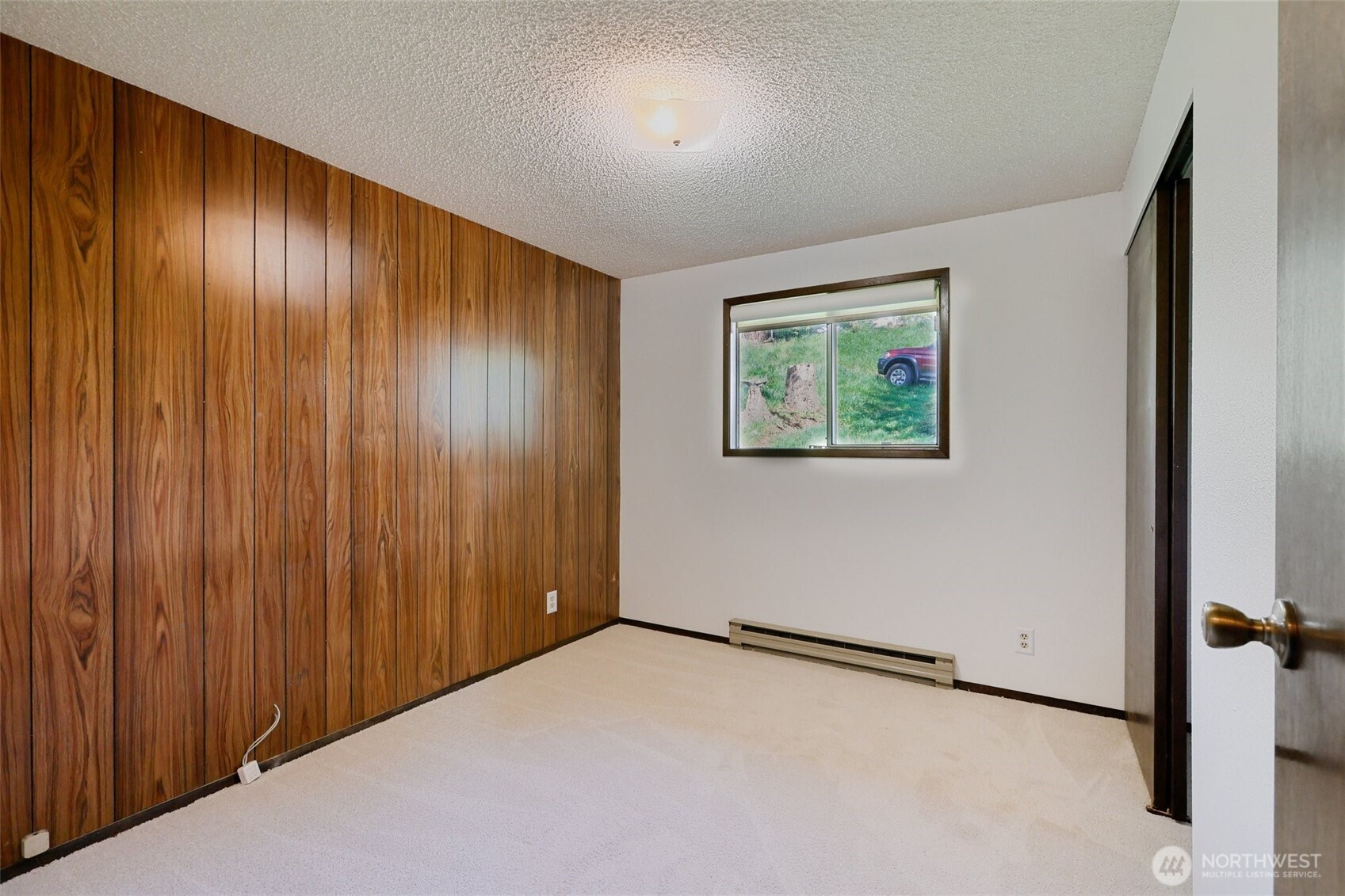 2421 Crestline St , Ferndale, WA 98248-9224