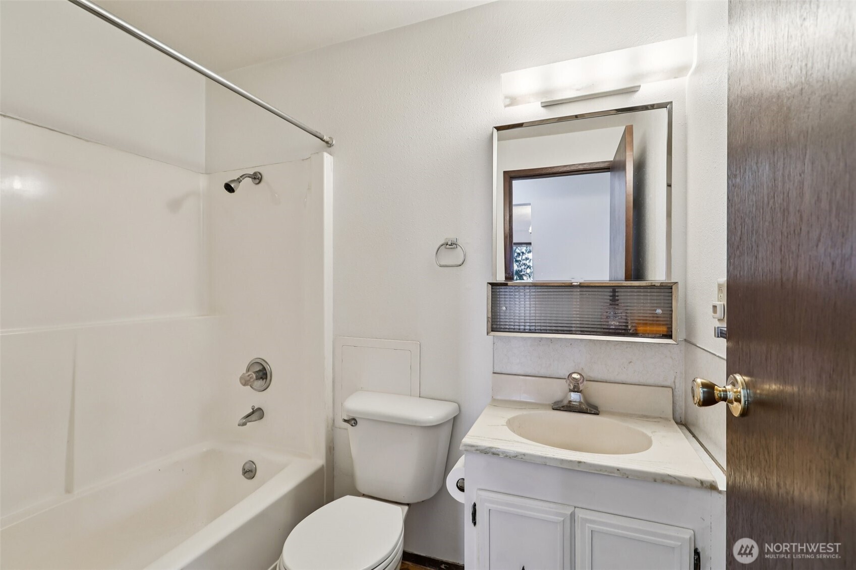 2421 Crestline St , Ferndale, WA 98248-9224