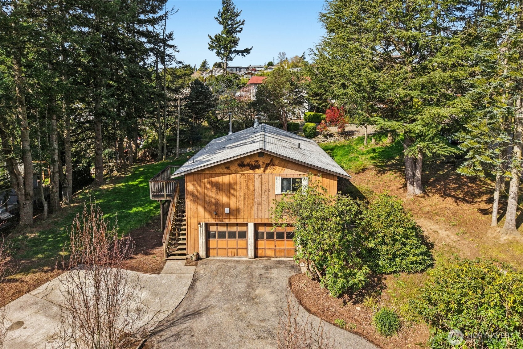 2421 Crestline St , Ferndale, WA 98248-9224