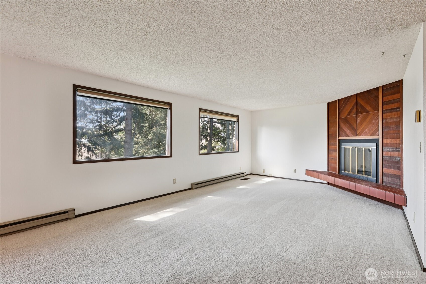 2421 Crestline St , Ferndale, WA 98248-9224