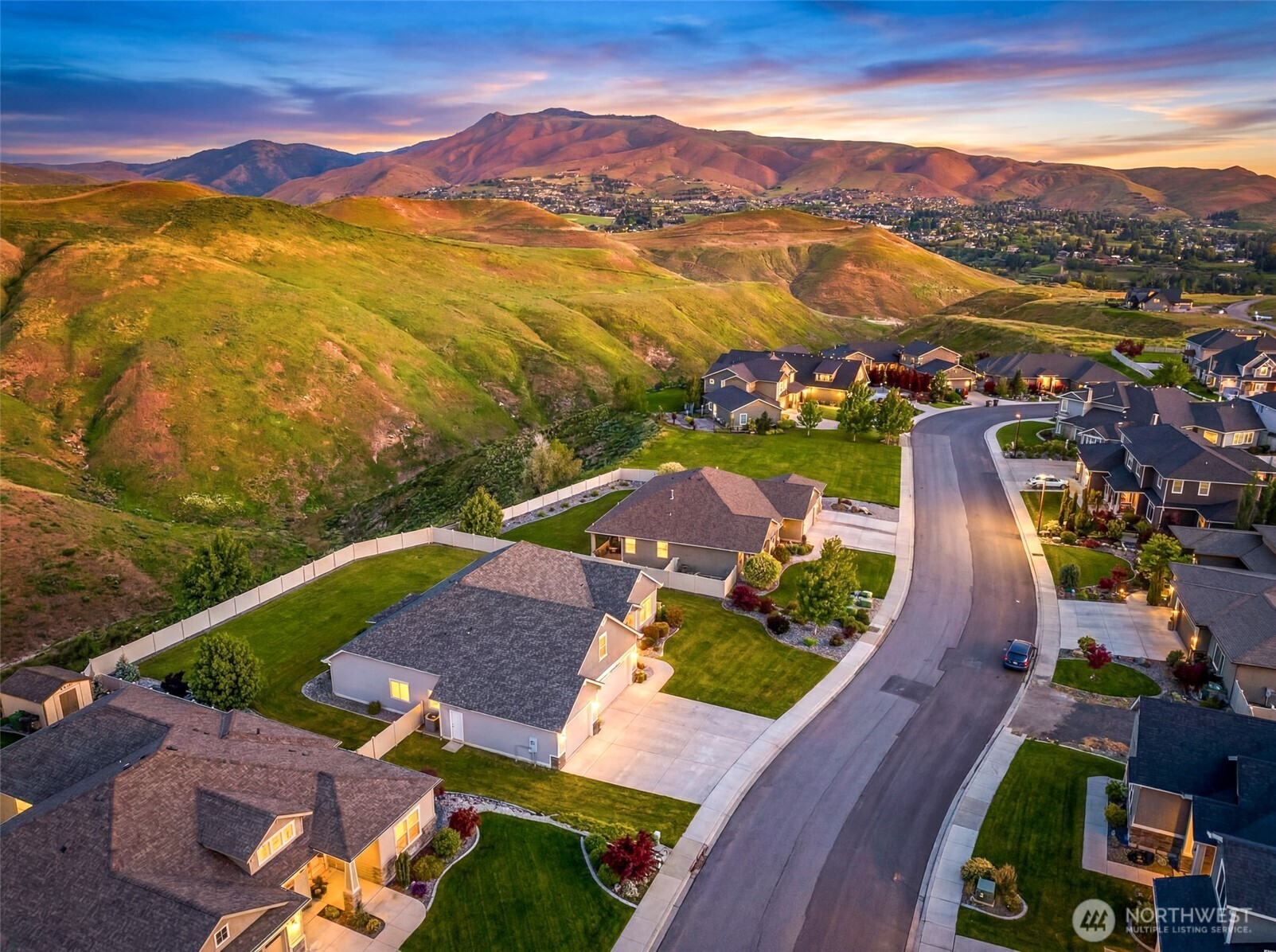 2042 Maiden Lane , Wenatchee, WA 98801