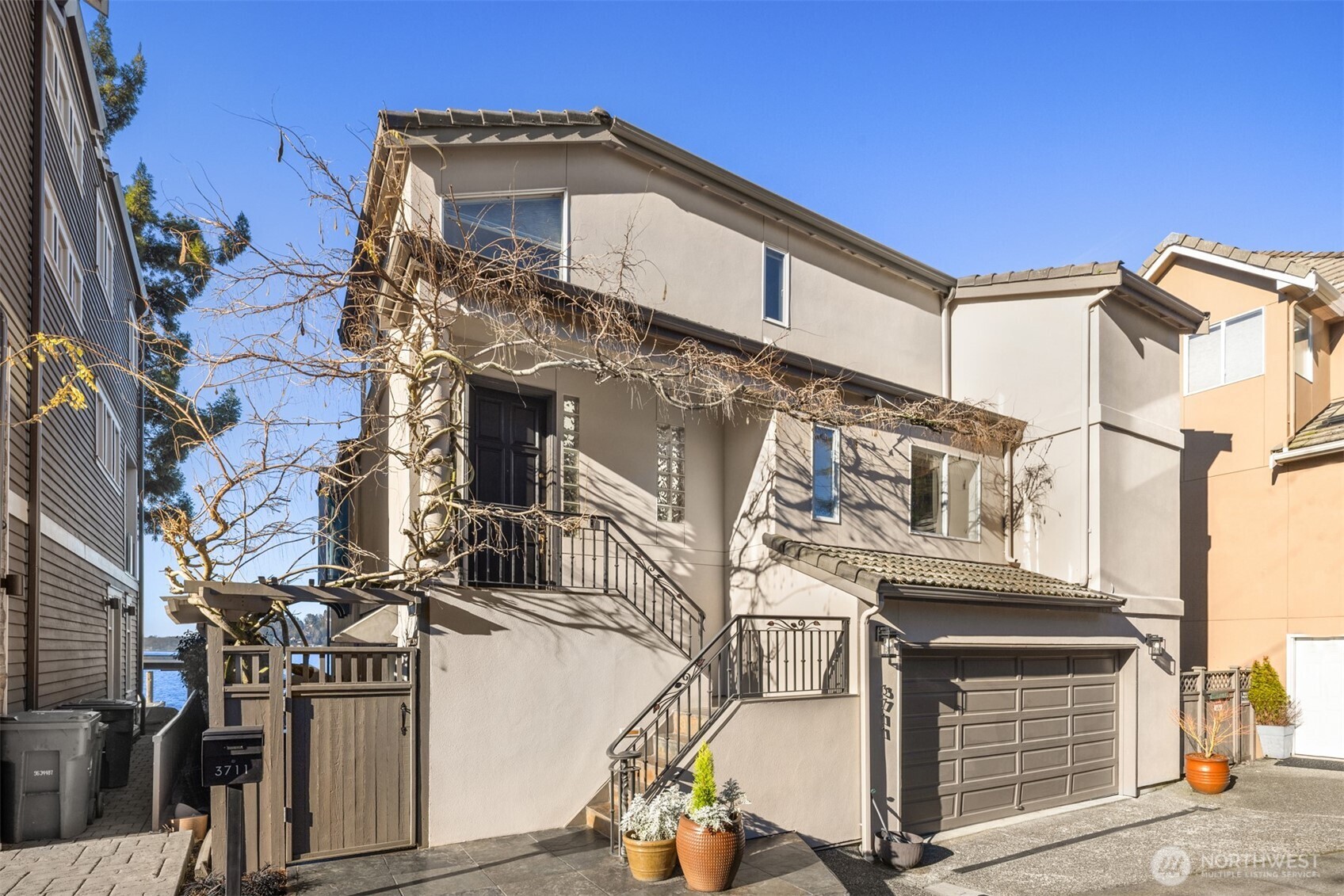 3711 Lake Washington Boulevard N, Renton, WA 98056