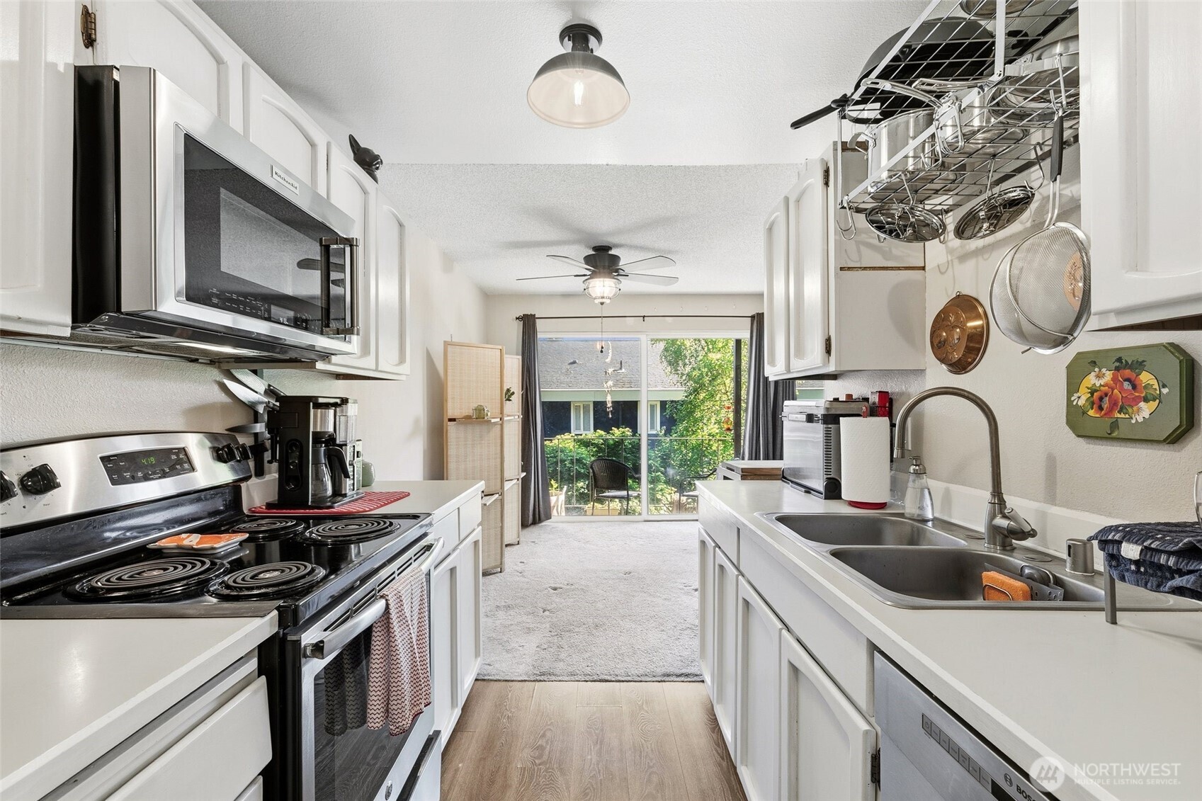 17430 Ambaum Boulevard S #29, Seattle, WA 98148