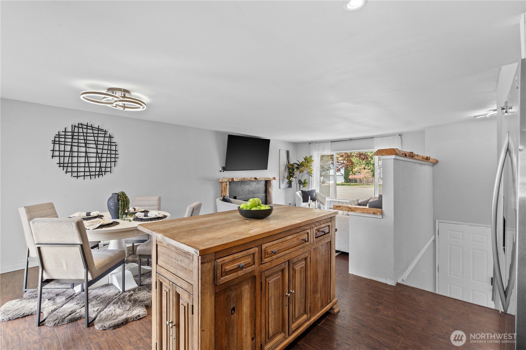 5555 34th Street Loop NE, Tacoma, WA 98422