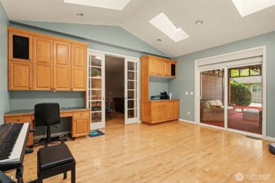16420 SE 24th Street , Bellevue, WA 98008 - Photo 19