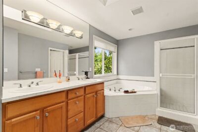 16420 SE 24th Street , Bellevue, WA 98008 - Photo 25