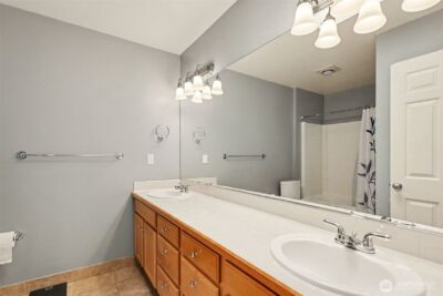 16420 SE 24th Street , Bellevue, WA 98008 - Photo 29