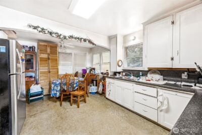 3506 S Melrose Street , Tacoma, WA 98405 - Photo 5